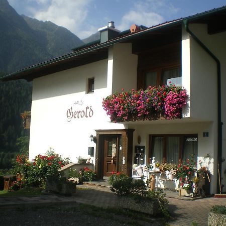 Haus Gerold Hotel Oetz Luaran gambar